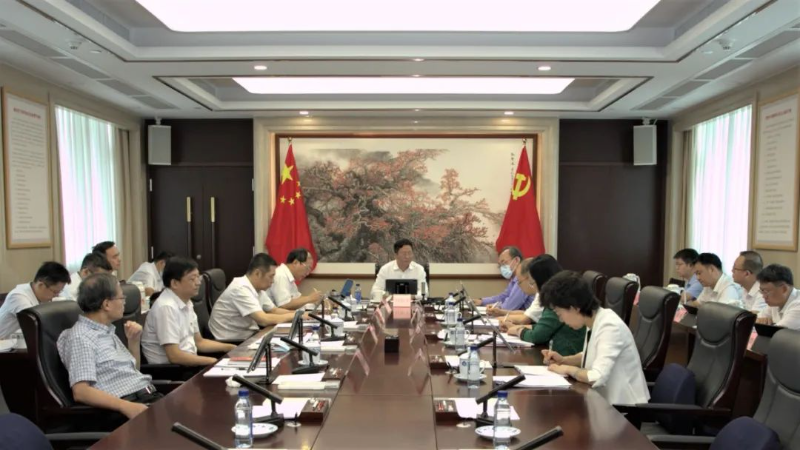 51吃瓜
召开主题教育调查研究成果交流会