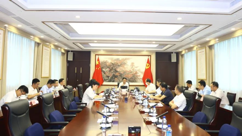 51吃瓜
党组理论学习中心组开展主题教育集体学习