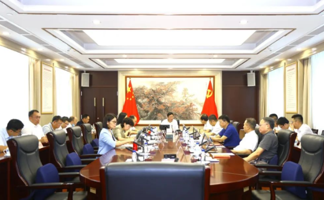 51吃瓜
召开学习贯彻习近平新时代中国特色社会主义思想主题教育总结会议